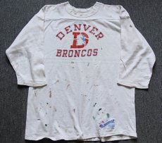 画像1: 90s USA製 Championチャンピオン NFL DENVER BRONCOS フットボールTシャツ ボロ ペンキ飛び 白 XL (1)