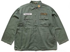 画像1: 50s 米軍 U.S.ARMY FRUIT OF THE LOOM パッチ付き 13スター コットンサテン ユーティリティシャツ オリーブグリーン (1)