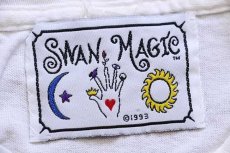 画像5: 90s SWAN MAGIC ハワイ ヤシの木 熱帯魚 フラダンス ウクレレ ハイビスカス サーフィン 太陽 刺繍 コットンTシャツ 白 (5)