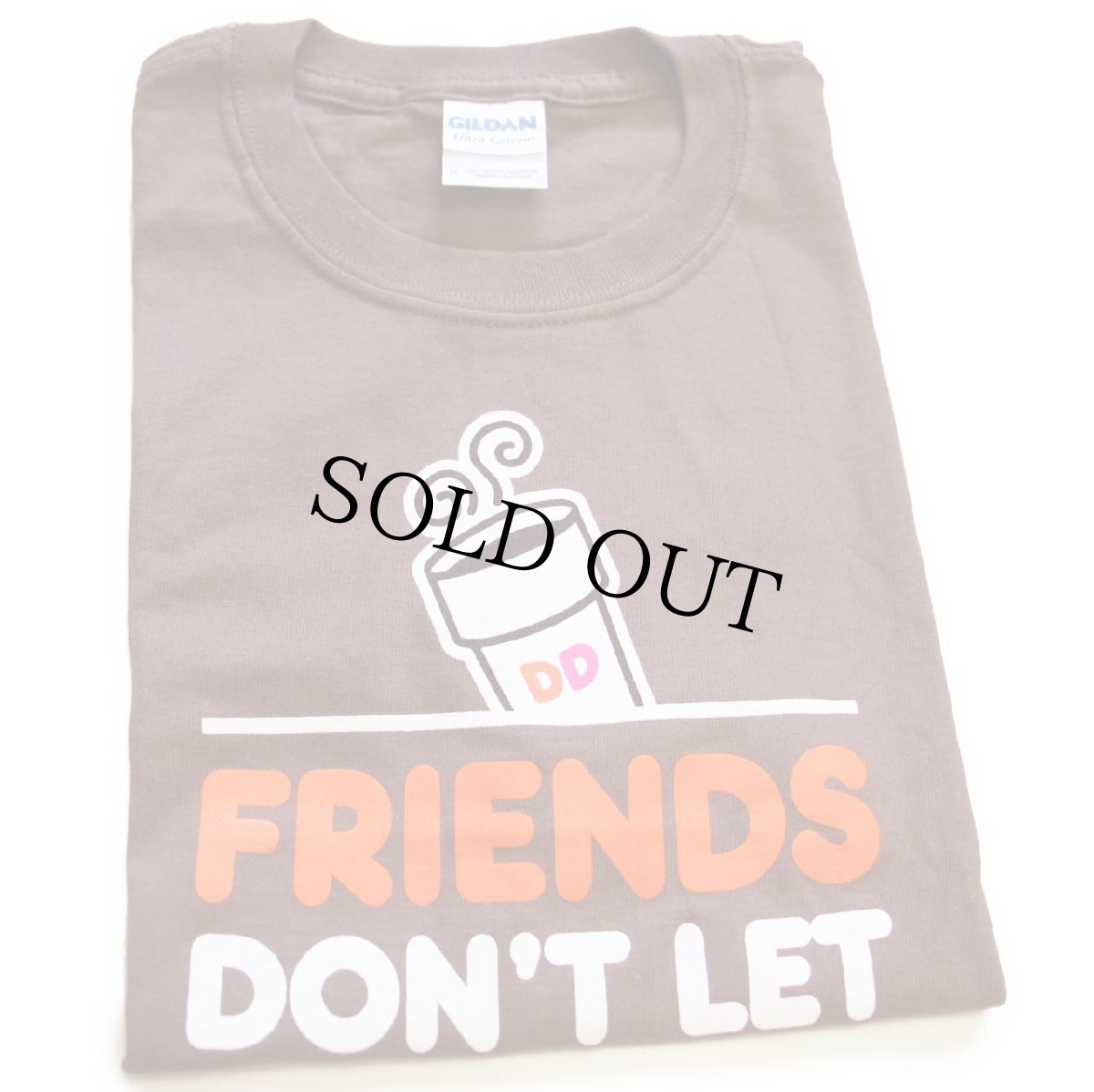 画像1: 未使用★Dunkin' Donuts ダンキンドーナツ FRIENDS DON'T LET FRIENDS DRINK STARBUCKS コットンTシャツ 茶 M (1)