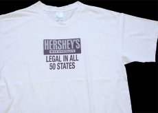 画像1: 00s HERSHEY'Sハーシーズ チョコレート ロゴ LEGAL IN ALL 50 STATES コットンTシャツ 白 XL (1)