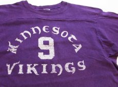 画像3: 70s USA製 Championチャンピオン Minnesota VIKINGS 9 ナンバリング コットン フットボールTシャツ 紫 M (3)