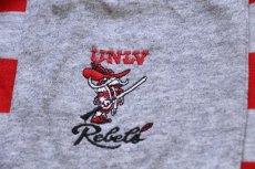 画像6: 90s USA製 UNLV Rebels マスコット 刺繍 太ボーダー ポケット付き 長袖Tシャツ 赤×杢グレー (6)