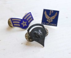 画像3: 米軍 U.S.AIR FORCE&U.S.ARMY ミリタリー ピンズ 7個セット (3)