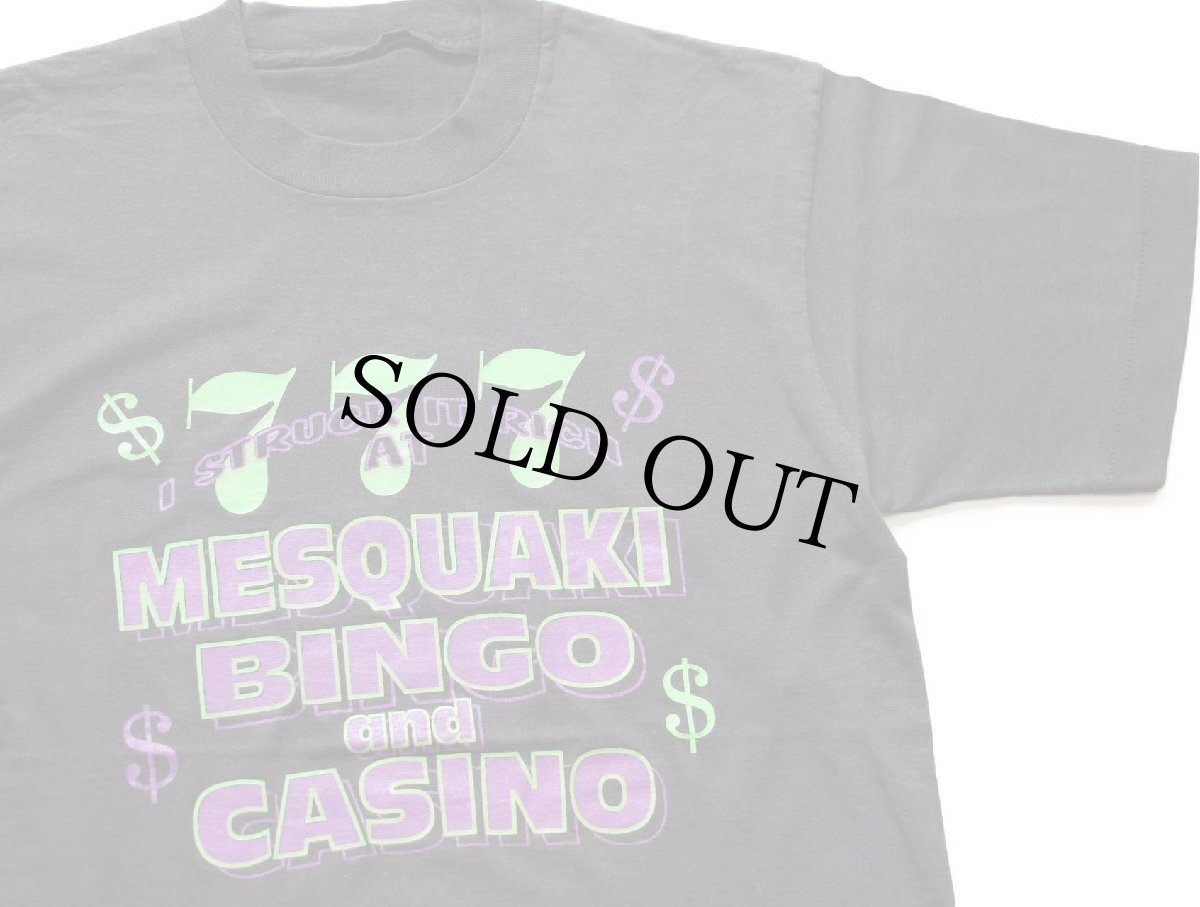 画像1: 90s 777 MESQUAKI BINGO and CASINO カジノ Tシャツ 黒 フェード (1)