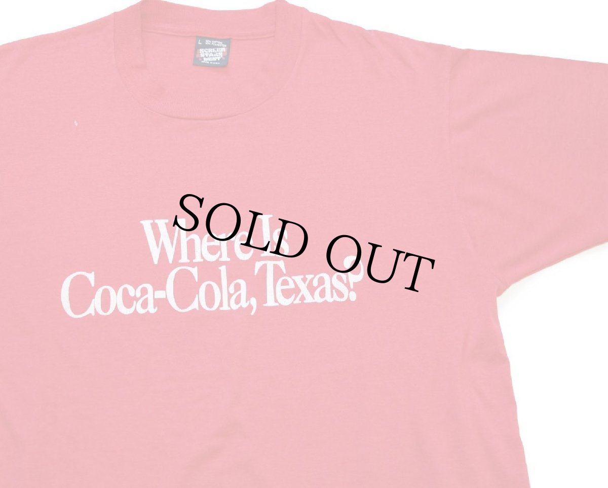 画像1: 90s USA製 Where Is Coca-Cola, Texas? コカコーラ ひび割れプリント Tシャツ 赤 L (1)