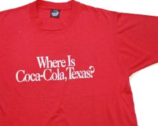 画像1: 90s USA製 Where Is Coca-Cola, Texas? コカコーラ ひび割れプリント Tシャツ 赤 L (1)