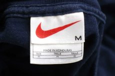 画像4: 00s NIKEナイキ スウッシュ コットンTシャツ 紺 M (4)