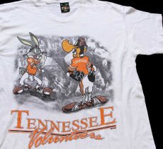 画像1: 90s USA製 Warner Bros LOONEY TUNES バッグスバニー ダフィーダック TENNESSEE Volunteers コットンTシャツ 白 XL (1)