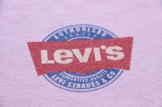 画像4: 90s イタリア製 Levi'sリーバイス ロゴ コットンTシャツ 薄紫 XL★ユーロ (4)