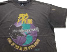 画像1: 90s USA製 BB KING OF THE BLUES WORLDWIDE ギター 地球 コットン ツアーTシャツ 黒 フェード XL (1)