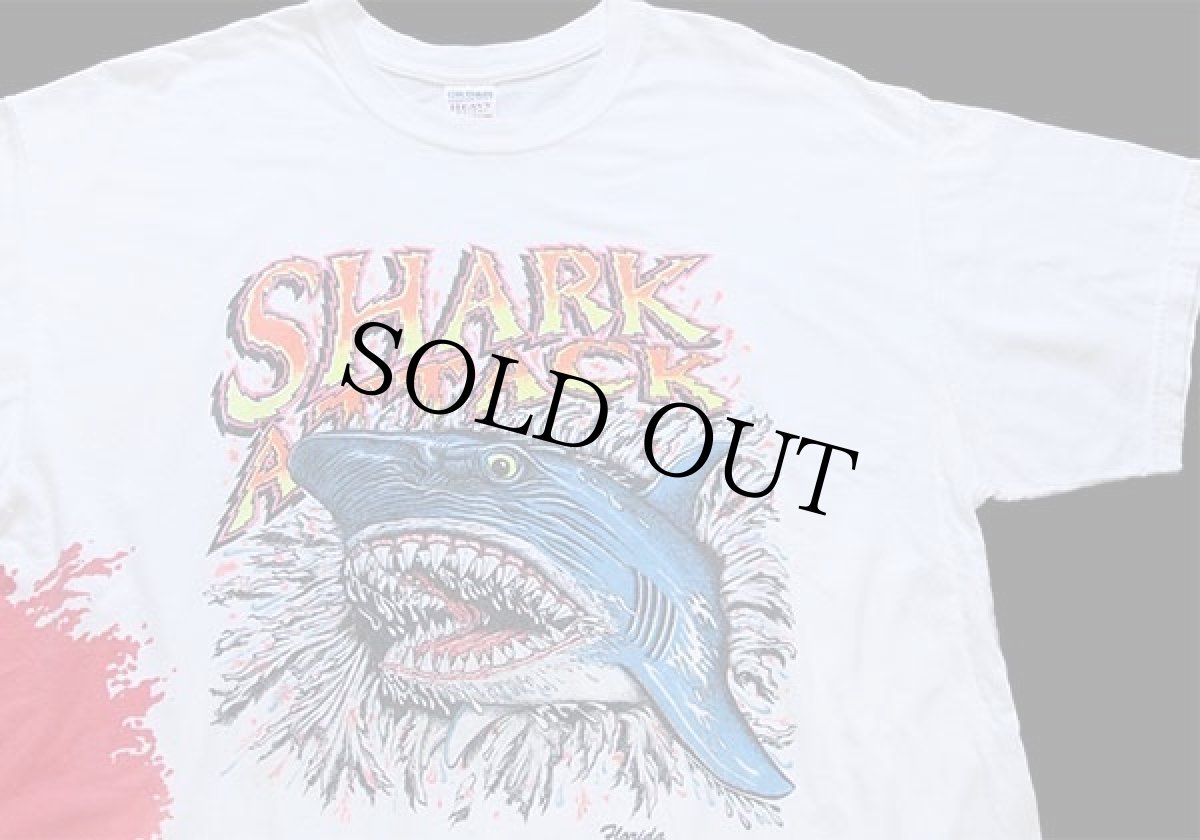 画像1: 00s SHARK ATTACK サメ ギミック コットンTシャツ 白 XL (1)