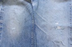 画像12: 70s USA製 Levi'sリーバイス 501 66後期 ダメージ リペア デニムパンツ ヒゲ w35 (12)