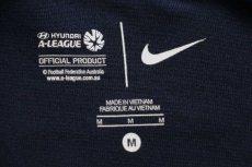 画像5: NIKEナイキ MELBOURNE CITY FOOTBALL CLUB パッチ付き トラックジャケット 紺×水色 M★ジャージ (5)