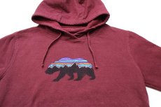 画像3: メキシコ製 patagoniaパタゴニア Uprial Hoody Fitz Roy Bear ストレッチ スウェットパーカー バーガンディ XL (3)