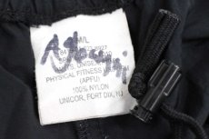 画像6: 10 米軍 U.S.ARMY ロゴ刺繍 APFU トレーニング ナイロンパンツ 黒 M/L★33 IPFU (6)