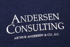 画像4: 90s USA製 RUSSELLラッセル ANDERSEN CONSULTING 前V スウェット 紺 XL (4)