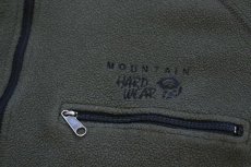 画像5: 90s USA製 MOUNTAIN HARDWEAR ロゴ刺繍 ハイネック ハーフジップ POLARTEC インナー フリース オリーブ M (5)