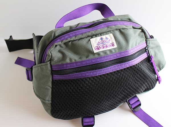 グレゴリー紫タグウエストバッグ