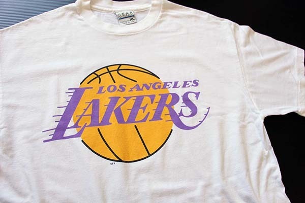 古着屋MiNaMiNUTMEGレイカーズ90s激レアUSA製ヴィンテージtシャツ一点物Lakers